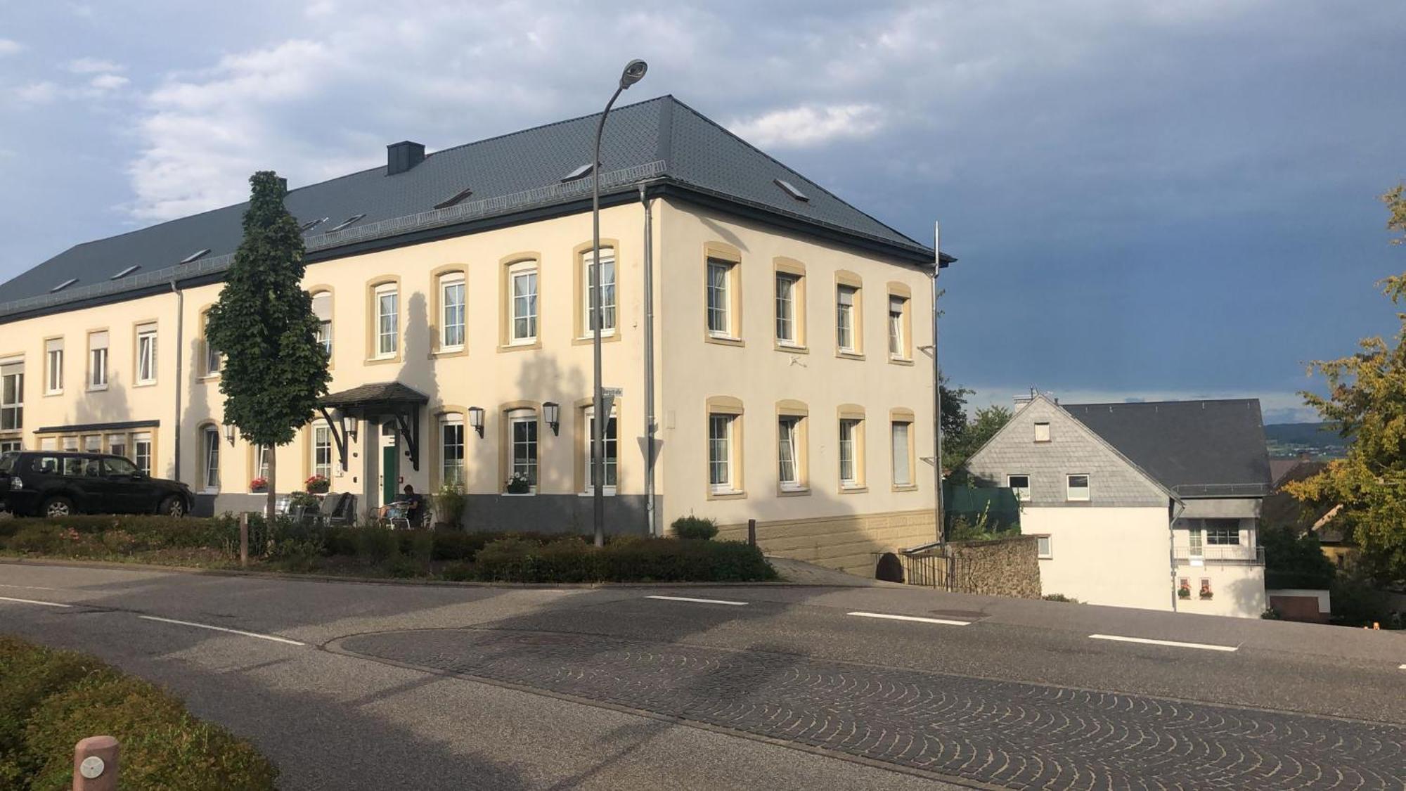 Gaestehaus Pellinger Hof Pellingen Exterior foto